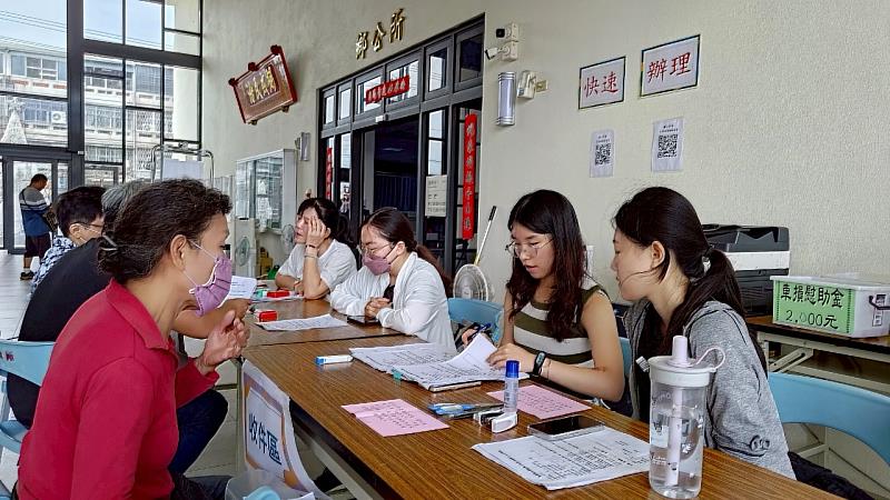 嘉義青年挺身支援，20位暑期工讀生投入災後補助工作