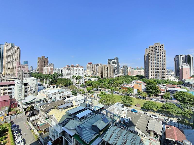 永慶房產集團指出，自2020年迄今，七大都會區的中古屋和預售屋的總價中位數價差持續擴大，其中台中市差幅拉大最為明顯，從45.5%增至103.1%。(房市示意圖)