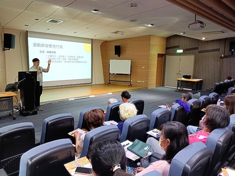 嘉縣失智友善社區實踐工作坊,從陪伴、培力到自主參與
