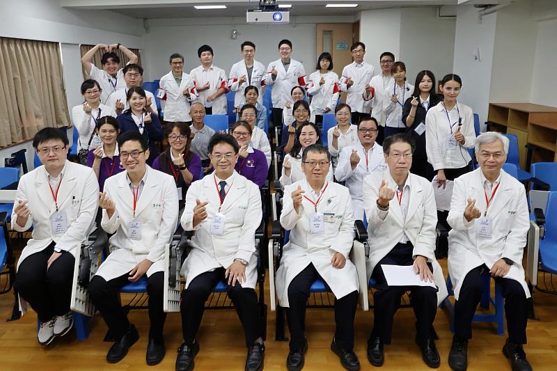花蓮慈濟醫院中醫部於7月27日,舉辦「客觀結構式臨床技能測驗」(Objective Structured Clinical Examination,簡稱OSCE),共有13位第二年中醫住院醫師參加,分別來自花蓮慈院9人與台北慈濟醫院4人。