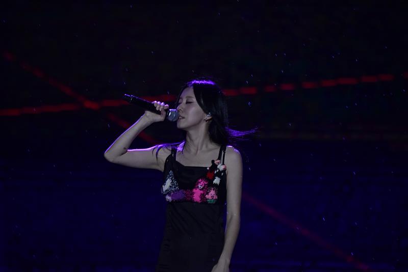花蓮夏戀最終夜吸數萬樂迷，白安今年亦是「2025花蓮西瓜嘉年華」首屆西瓜大使