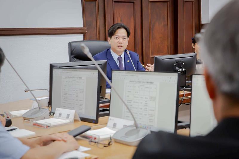 邱臣遠代理市長表示將逐步落實市政、回應市民需求