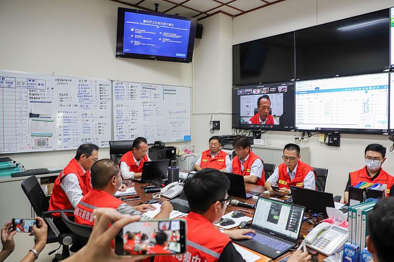 卓榮泰院長嘉義縣勘災，中央地方協力推動系統化治水-5