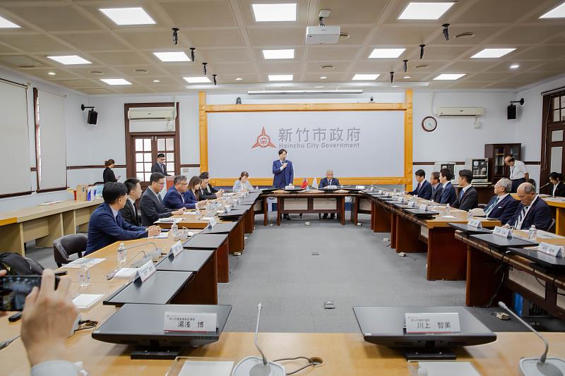 圖4.雙方就產業、教育等議題進行熱烈交流。