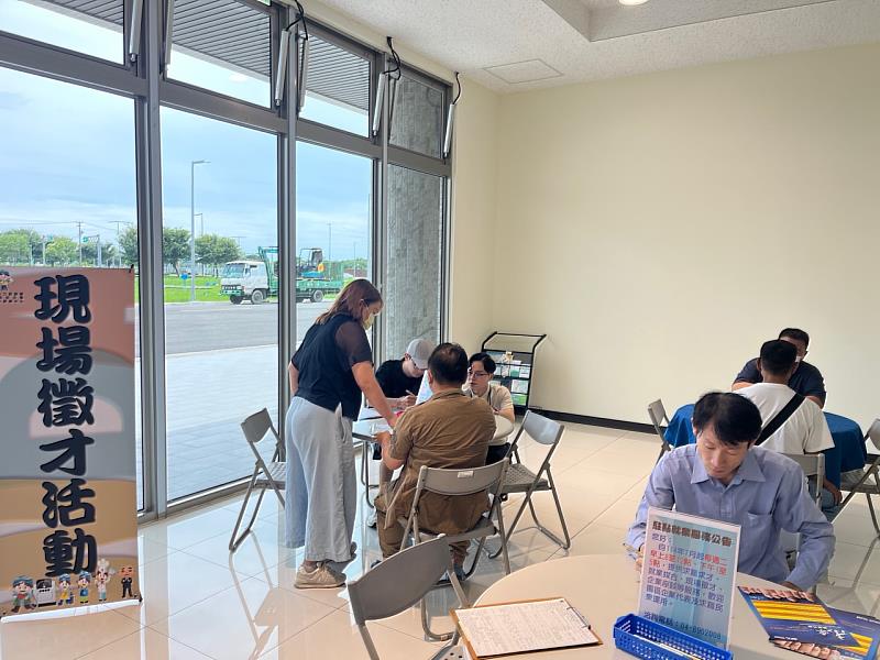 員林就業中心自7月起每週二在「中科二林園區服務中心」定點服務，為園區廠商就業媒合，8月26日將為矽品精密工業招募人才（示意圖）