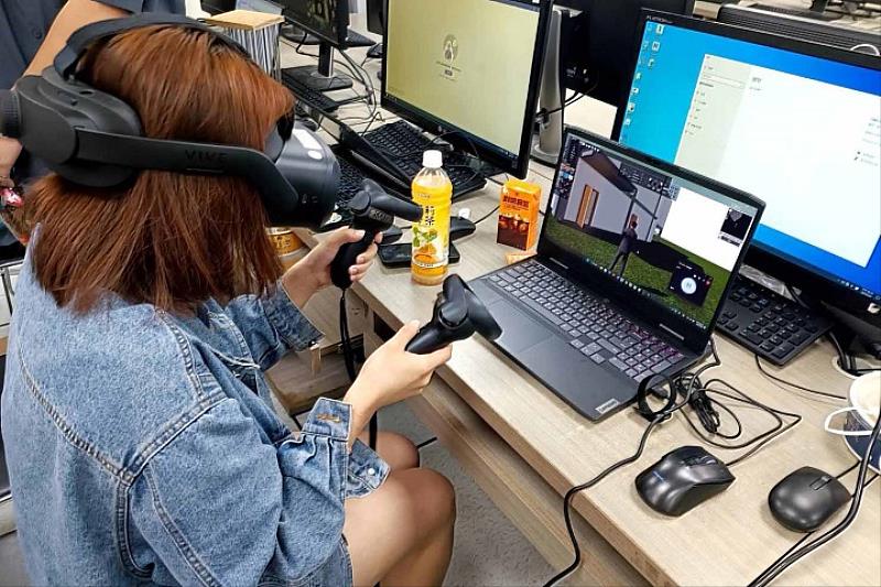 中華大學建築系將專業課程結合生成式AI，打造新竹在地米粉館、元宇宙茶花園。