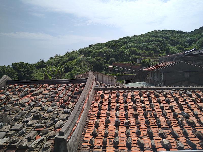 展出地點之一的西莒田澳聚落仍保有傳統特色