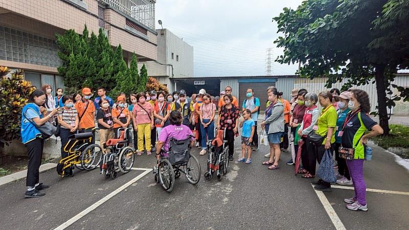 財團法人基督教瑪喜樂社會福利基金會安排輪椅體驗
