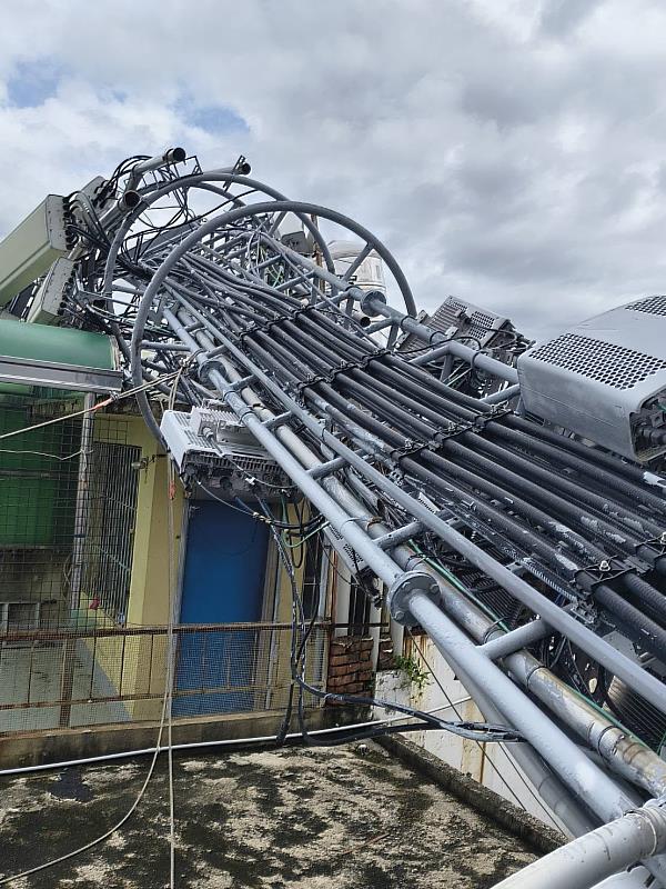 颱風重創基地台，嘉義縣電信修復率達98%、126村里訊號改善中