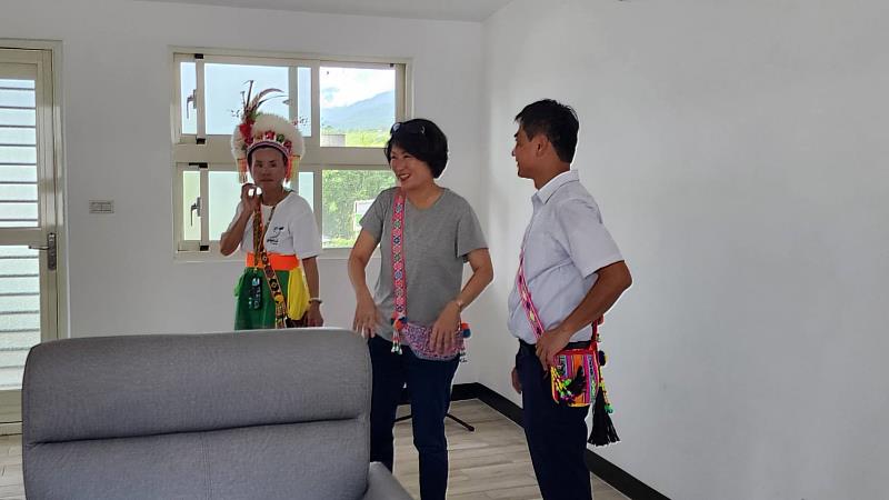 長濱鄉三間國小教職員宿舍落成啟用 饒慶鈴：持續打造優質生活空間 提升教學品質