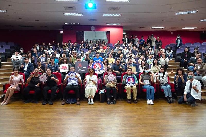 圖／觀光學院每年舉辦「實習暨就業媒合說明會」，吸引多位主管級校友返校搶人才。