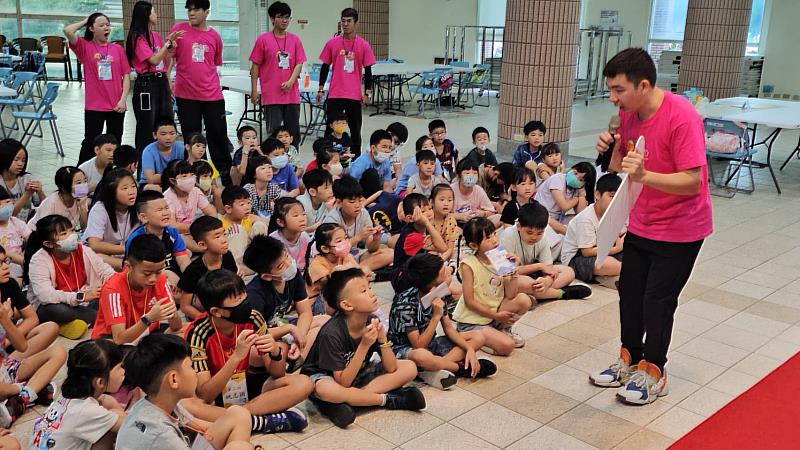 嘉義縣衛生局「反菸Q寶」夏令營熱鬧登場-4