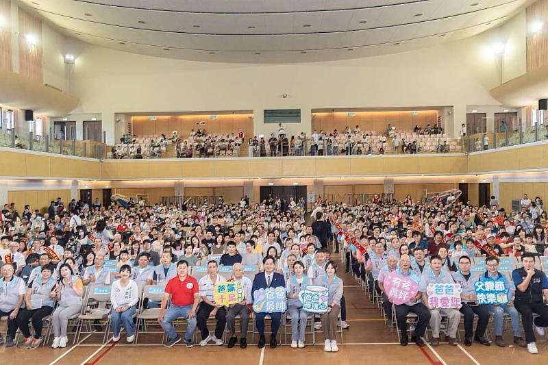 竹市「114年度模範父親表揚活動」大合影
