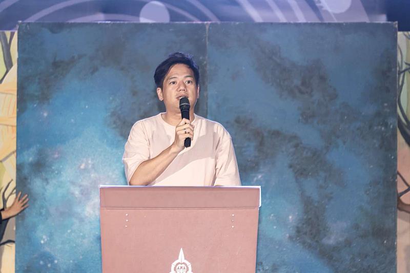 代理市長邱臣遠邀請市民也參與下周最後一場風城藝術節演出