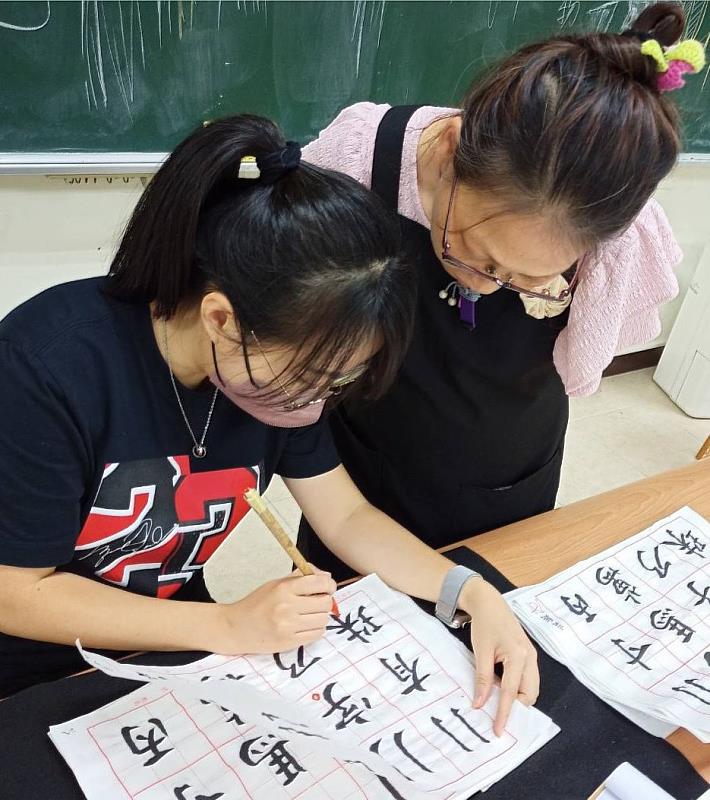學生臨摹