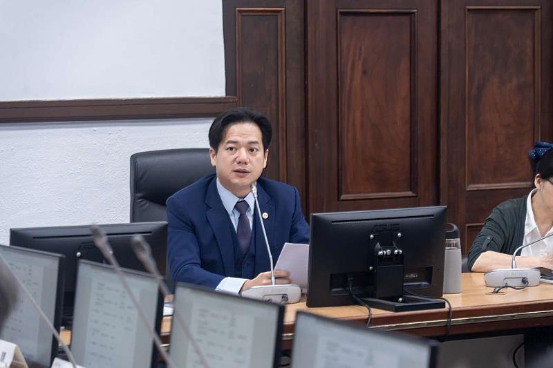 代理市長邱臣遠表示將主動應變關稅挑戰、守護市民福祉