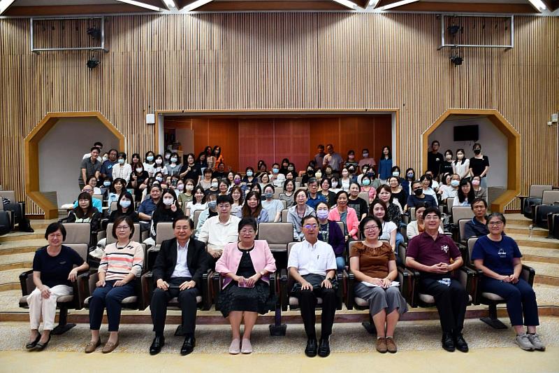 行政團隊參與AI學習歷程，凝聚推動校務創新的集體行動力