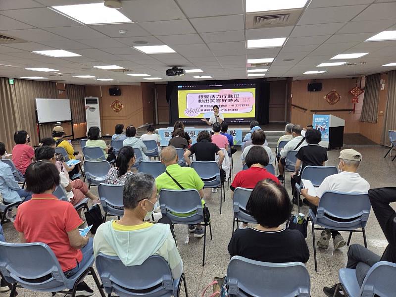 臺東縣府打造銀髮學習基地 柔道國手帶課長者活力全開