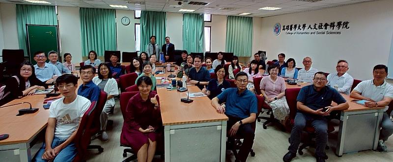 高醫大邀請國立政治大學吳靜吉名譽教授蒞校專題演講