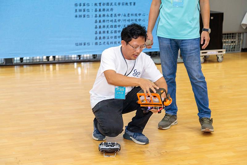 114年度嘉義縣無人機競賽 小選手一拚高下