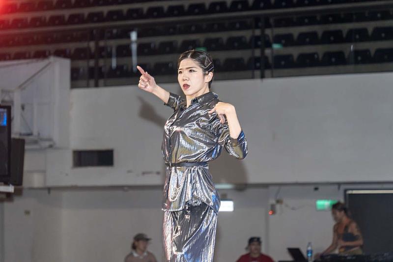 賽事評審團進行Solo，現場氣氛高潮迭起。