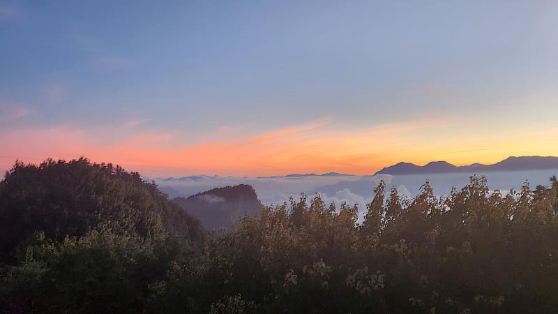 林業保育署嘉義分署提醒民眾,颱風期間請避免前往山區,隨時注意天氣及路況消息,以確保安全