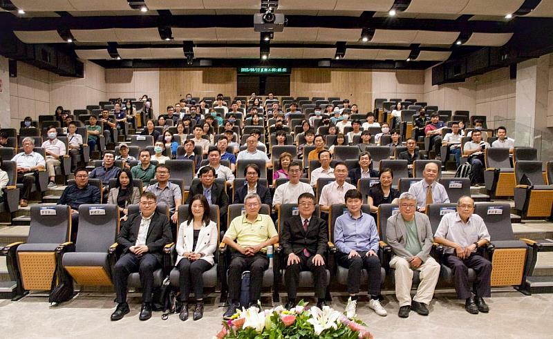 興大循環經濟研究學院舉辦工業循環 × 綠色轉型論壇