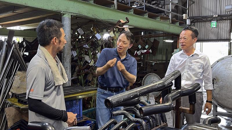 嘉義縣首間榮獲金展獎企業 運用職務再設計讓身障員工穩定就業