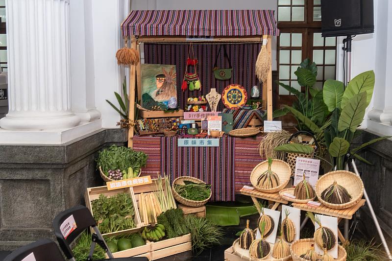 原味市集及手作DIY飾品。