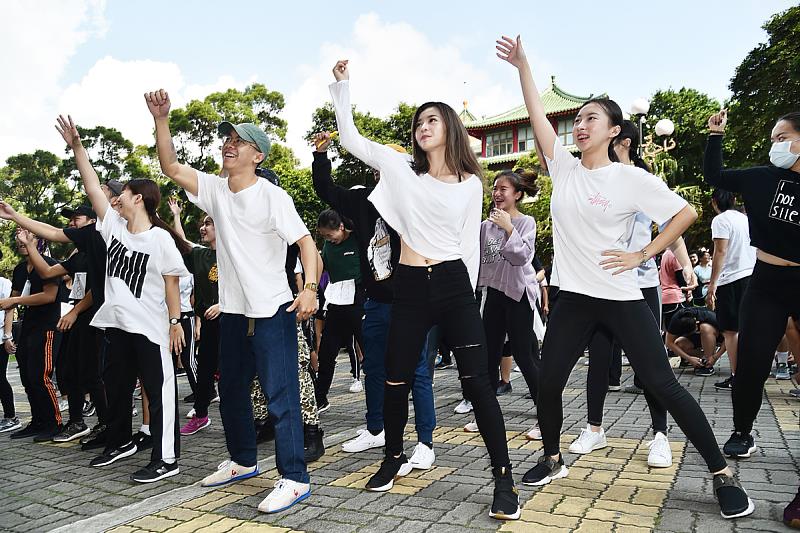 文化大學社團豐富,在迎新活動上,將有學長姐介紹社團活動與生活資訊,協助新鮮人提前融入華岡生活。