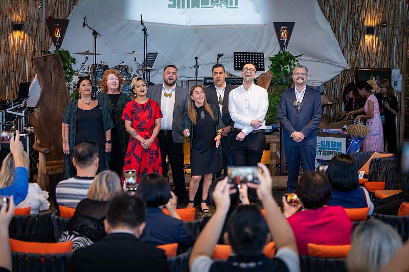 Whakaata Māori 紐西蘭毛利台的WIBN成員們一起在TITV20週年慶記者會演唱送上祝福。原文會提供