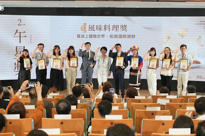 嘉義縣學校午餐再創佳績，竹崎高中、山美國小獲「午星獎」肯定-1