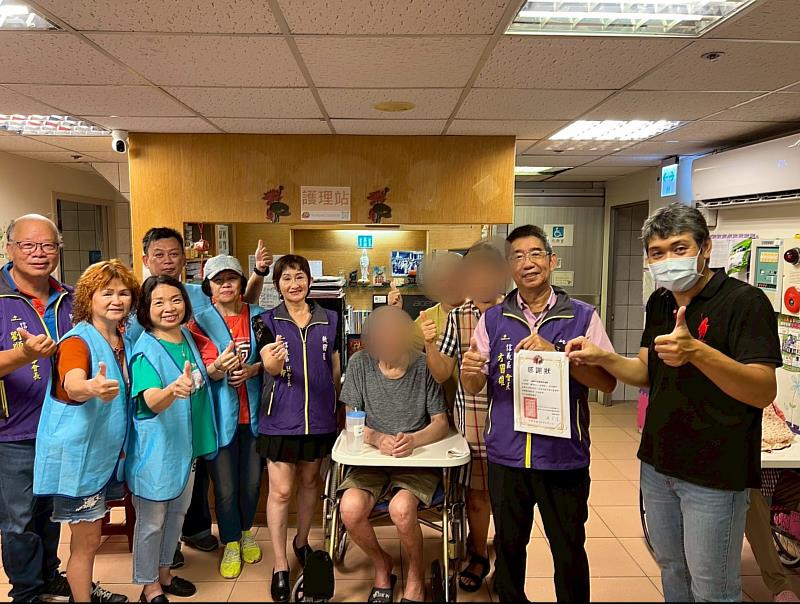 基隆市信義區團委會父親節慰訪宏祈養護中心