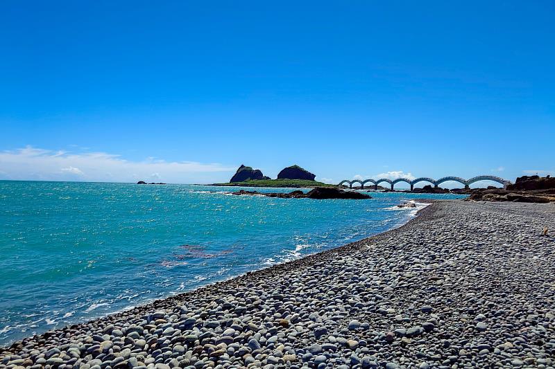 「台東最美星空音樂會」23日三仙台登場 陳華、甜約翰 Sweet John 輪番開唱 星空樂聲點亮東海岸(照片台東縣政府提供)