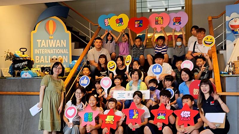 支持孩子關心公共事務！國小學童拜訪縣長饒慶鈴暢談家鄉事