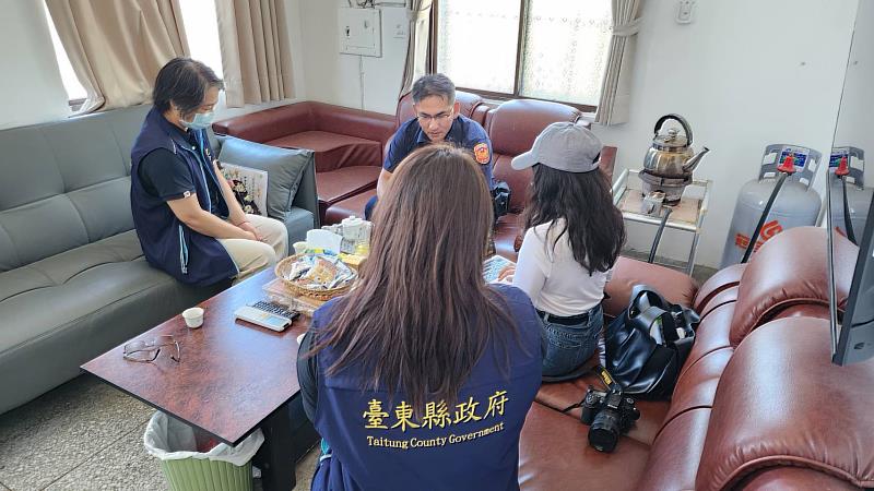 關山警分局攜手臺東縣府社會處共築「社會安全網」 建構「安心、安定、安全」優質生活環境