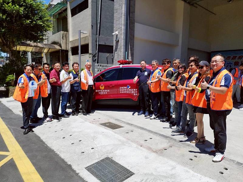 高雄市永旭希望工程慈善協會捐贈第六大隊貢寮分隊災情勘查車1輛
