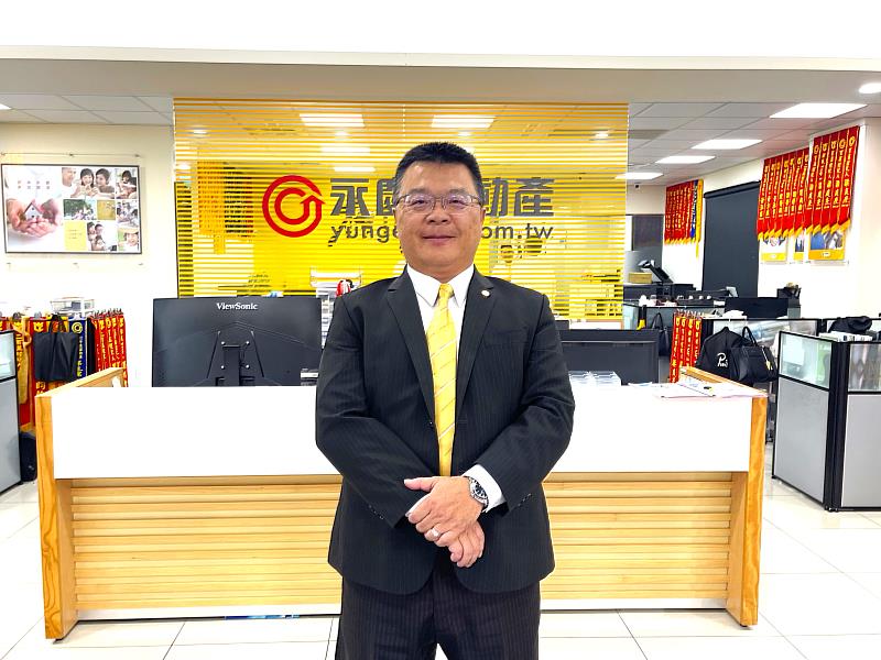 從1家4人小店擴展至13家加盟店，永慶不動產謝坤志帶領團隊屢創佳績。圖片來源：永慶房產集團