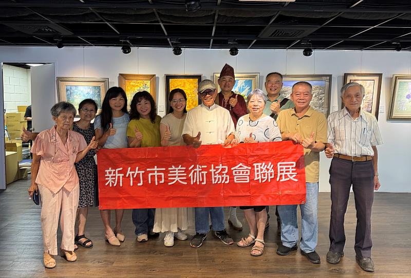 現場與會貴賓合影。
