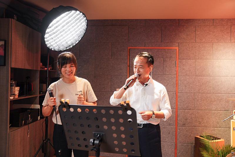 「有青嘉大聲」Podcast開錄！翁章梁陪青年暢聊「嘉」鄉藍圖