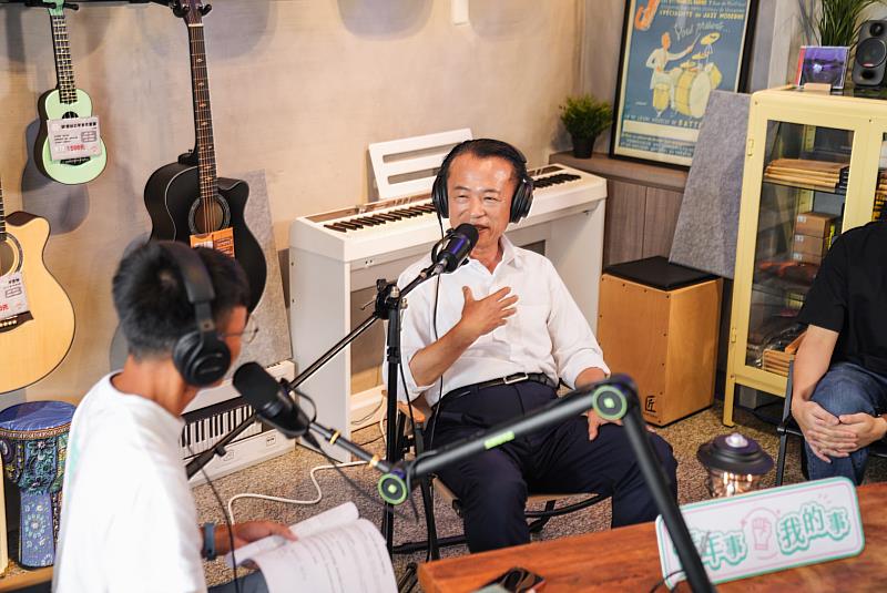 「有青嘉大聲」Podcast開錄！翁章梁陪青年暢聊「嘉」鄉藍圖