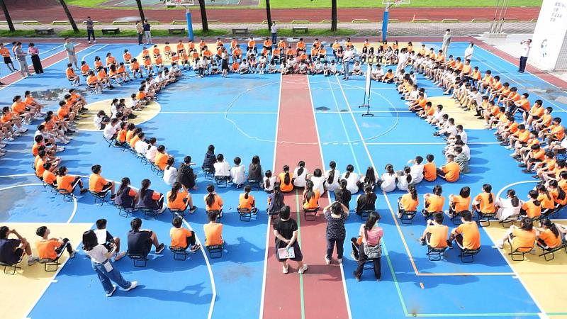 嘉義市大業實中用「生命的圓」開啟秋冬學季