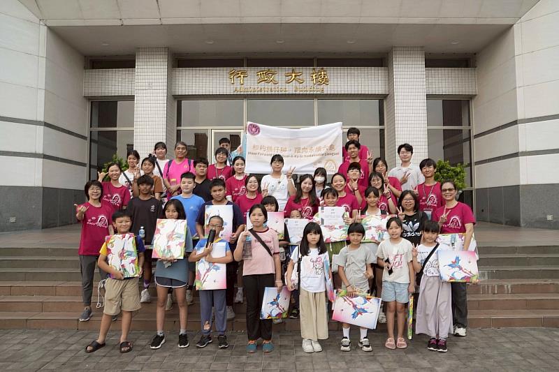 長榮大學「2025六龜暑假營隊－殊途同龜」暑期營隊大合照