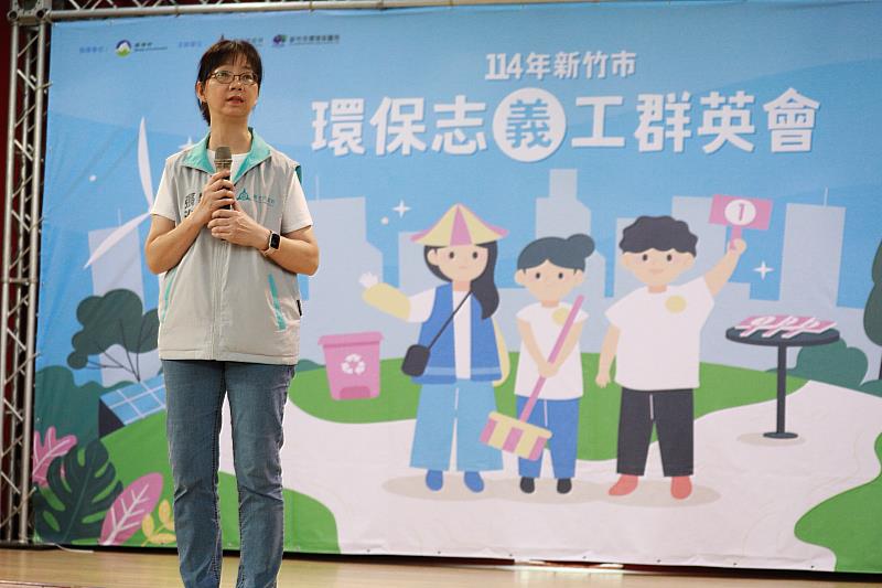 114年新竹市環保志(義)工群英會市府秘書長張治祥致詞。