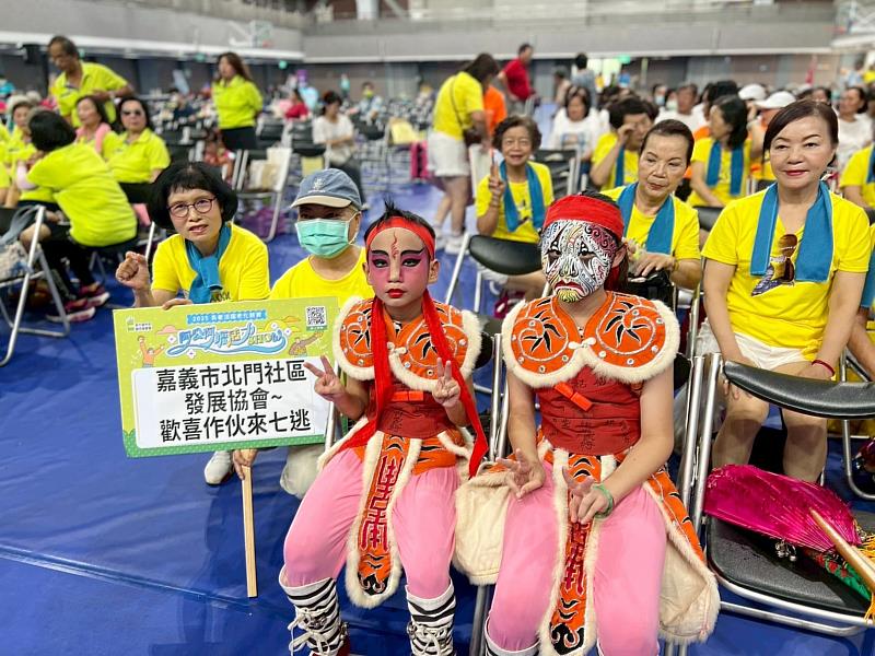 北門社區發展協畫八家將一起參與表演