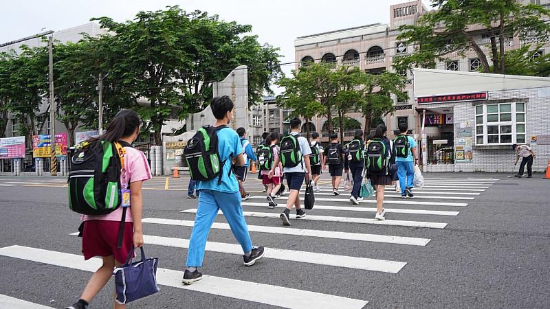 嘉義市新學期啟航 親師生溫暖迎開學