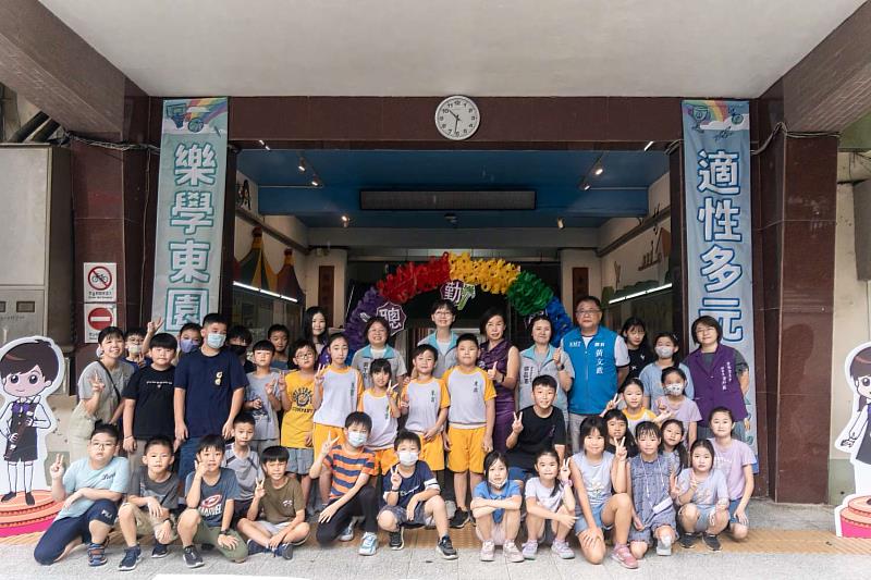 東園國小通學步道竣工大合照