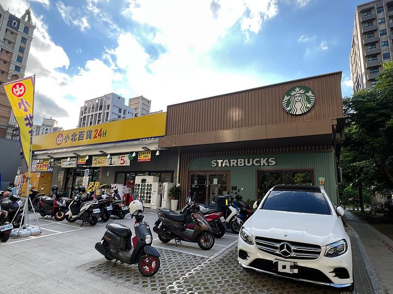 新北市五股區過去沒有星巴克門市，不過，8月份星巴克終於在五股開幕第一家分店。