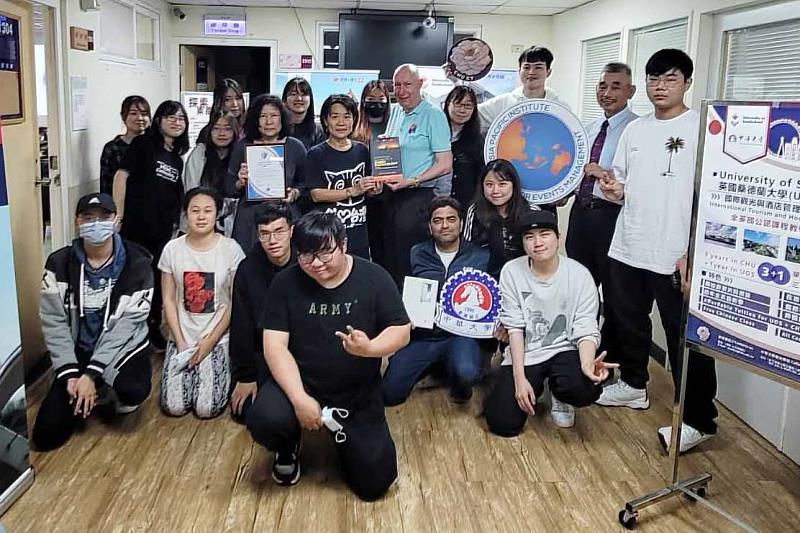 APIEM主席暨中華大學講座教授David Hind,每年親臨中華大學分享國際會展趨勢,深化學術與產業連結。