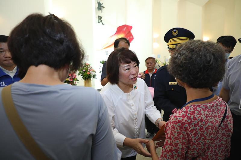 黃敏惠市長慰問家屬(1)
